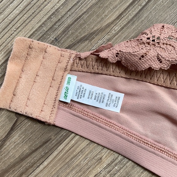 NWT Aerie Bra - Picture 3 of 4